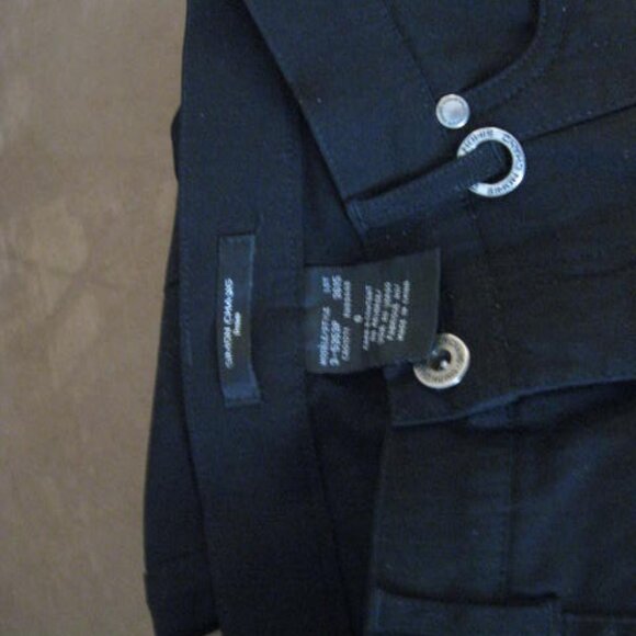 Simon Chang Black Capri Pants Size 0 Stretchy - Picture 10 of 11